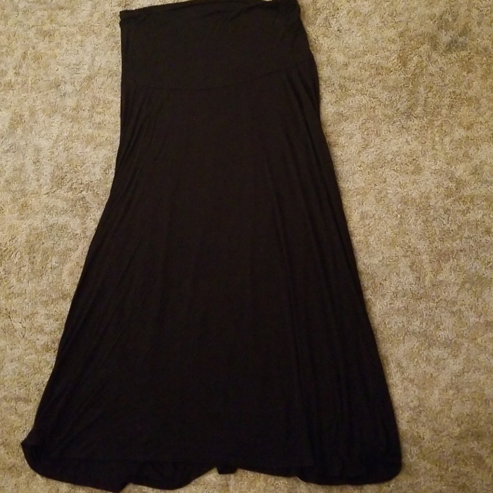 Motherhood maternity plus sized maxi skirt